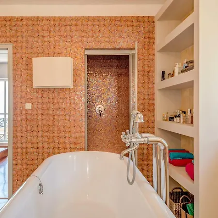 Вилла Amazing Seaview Luxury
